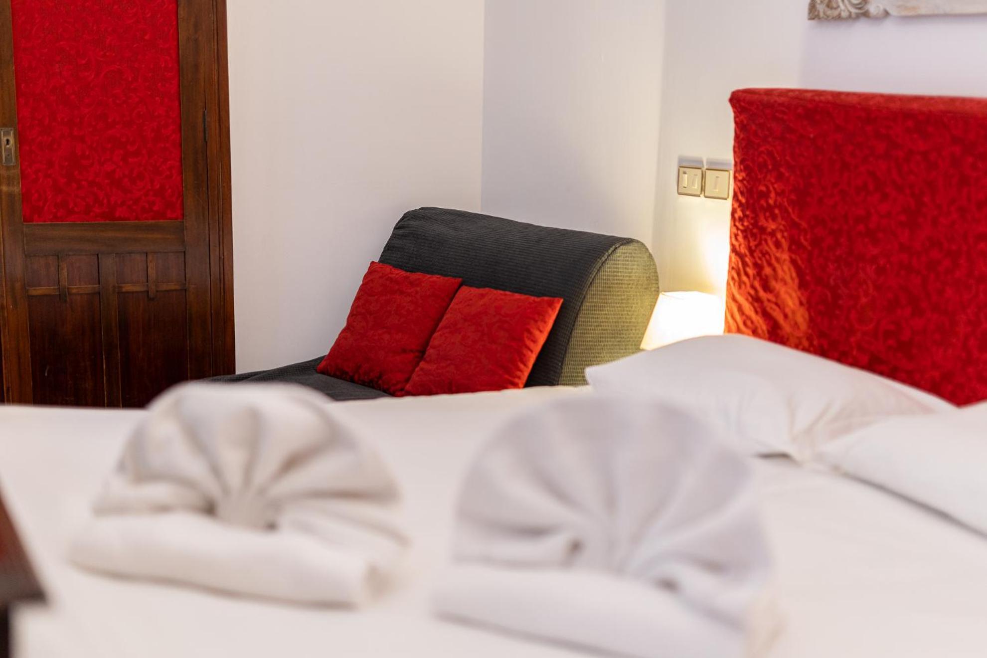 The Bishop'S Loft Spagna Рим Экстерьер фото