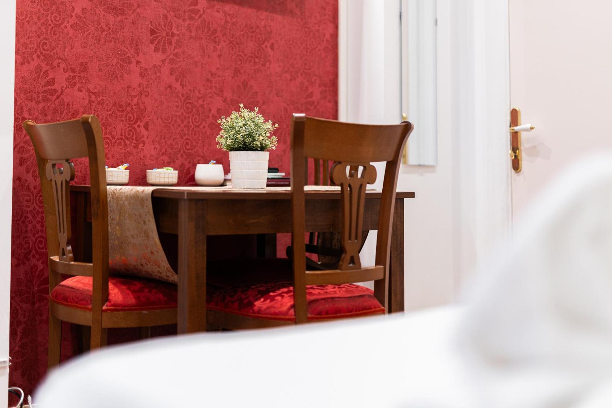 The Bishop'S Loft Spagna Рим Экстерьер фото