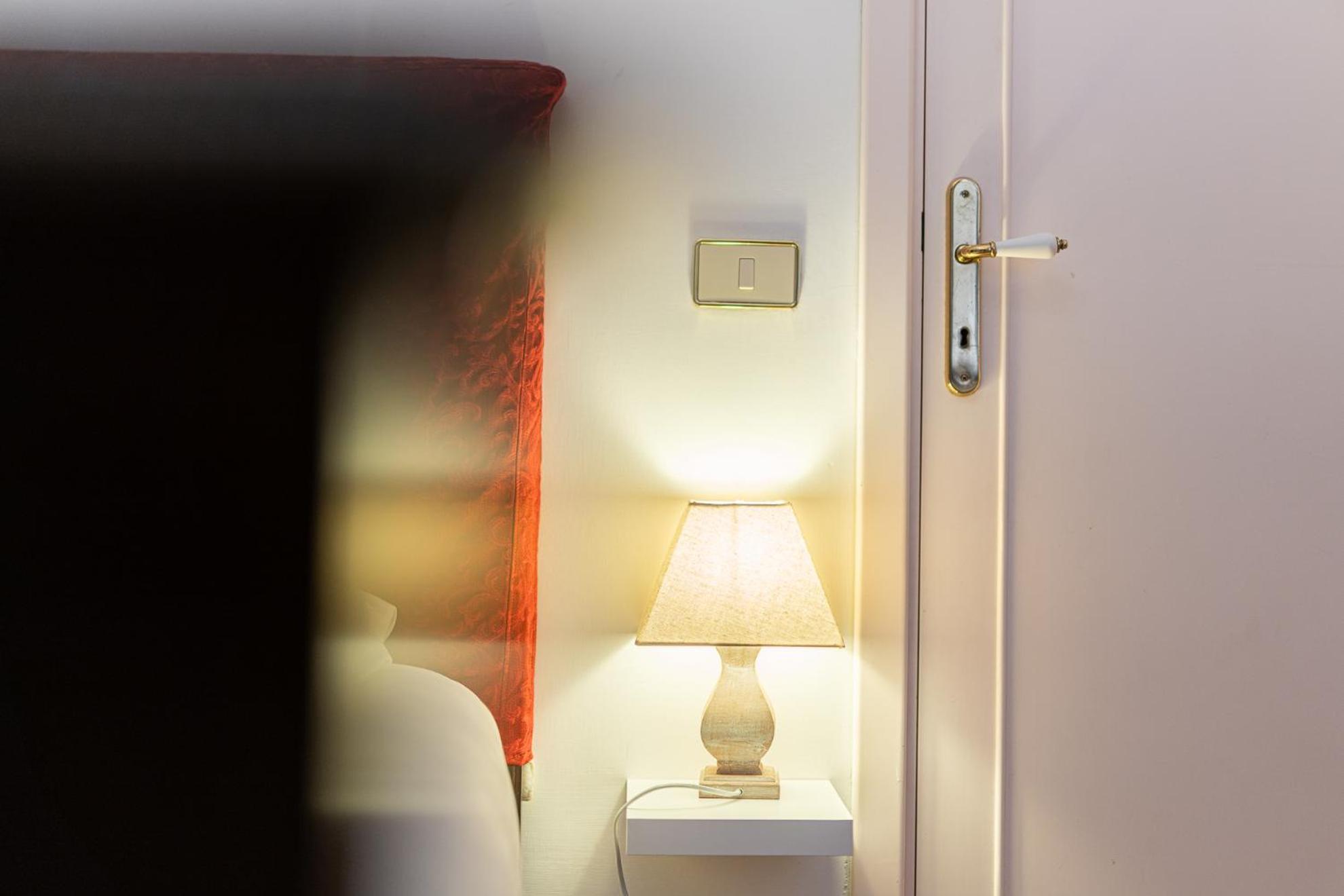 The Bishop'S Loft Spagna Рим Экстерьер фото